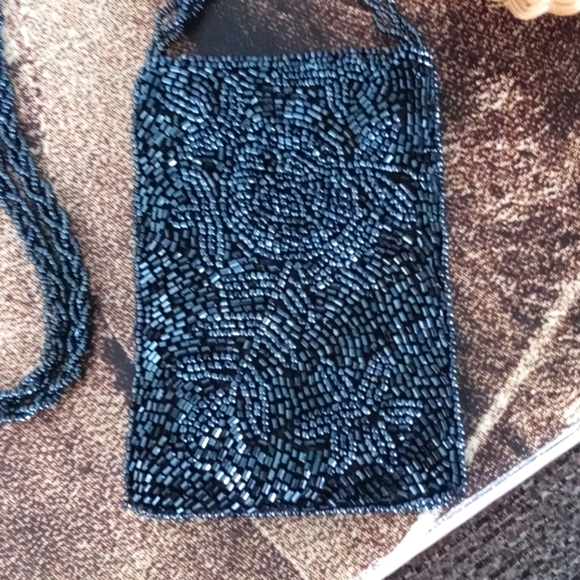 🆕 💎Mini Handmade Beaded Crossbody Bag💎 - Picture 2 of 13